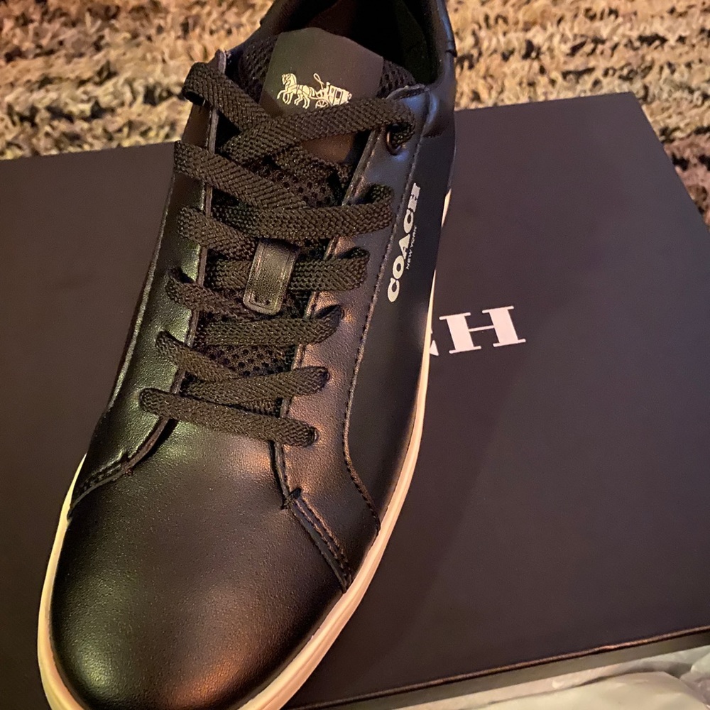 Worn once Mens 9.5 coach sneakers all Black - Picture 2 of 2